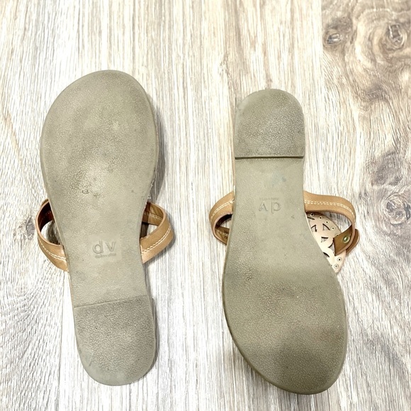 DolceVita Gotie Sandal in Tan Size 6.5 EUC - Picture 3 of 3